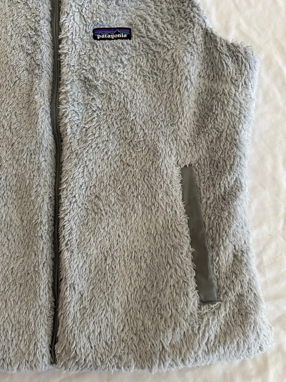 Patagonia Women’s Los Gatos Fleece Full Zip High Collar Vest - Picture 5 of 13